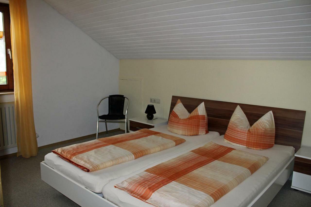 Ferienwohnung Ausblick Weißensberg エクステリア 写真